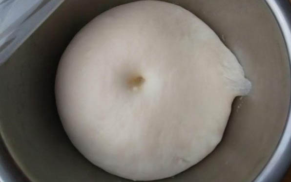 給小狗泡狗糧的水要倒掉嗎？